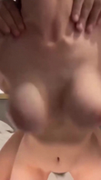 吃完火锅到酒店艹巨乳女友