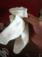 表妹出去玩，留下穿过的白袜作为我的补偿1