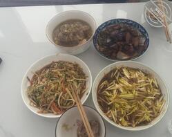 今天休息亲自下厨给老妈做饭0