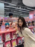 池州学院反差骚货 喜欢交流被看被说0