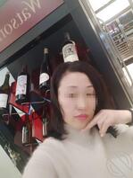 谁来勾引我的熟女妈妈，把女强人调教成母狗，主页解锁联系方式1