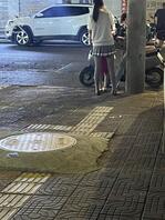 偷拍骚货2