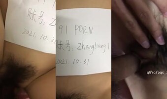 和老婆在家中悄悄做，不敢出声，孩子在家