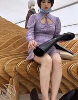 商场抄底短裙骚货，还穿着豹纹内裤