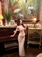 【真实自拍】绿帽老公想把新婚夫人贴公厕意淫，放真人照片打窝1