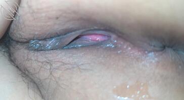 偷拍大姨子，好想操她的逼1