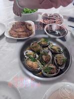 【原创内容118】初次尝试在妈妈面前口爆,别提有多刺激了2