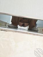 厕拍快递员黑逼，手机拍不出清晰度