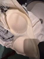 妈妈洗完澡刚换下的内裤内衣0