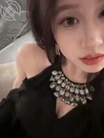 表姐骚照求各位爸爸射屏1