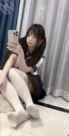 脚
人妻