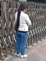 街拍长发坦克少妇1