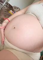 怀孕女儿对我的求淫欲念的回应1