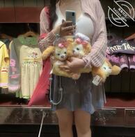 最近约到一个女的，也不知道装单纯还是怎么回事0