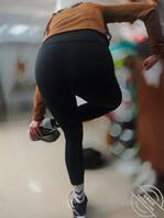 冒死潜入偷拍人妻2