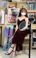 旗袍高跟打球