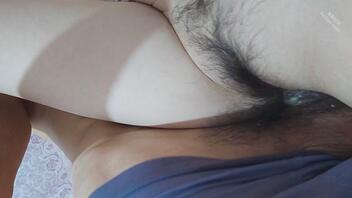 你们操自己老婆带套吗？我带螺纹的。2