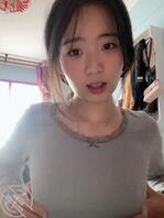 借表姐平板发现表姐的另一面，好像和表姐一起做爱0