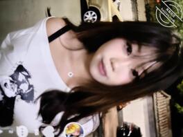 甘肃的骚逼张媛刚要来的奶子分享给大家看看骚不骚