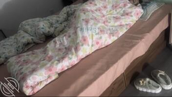 原创（87）求了好久，老妈才帮我了打飞机0