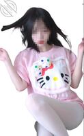 女儿冉冉要上大学了，好想给女儿开苞调教成属于我的母狗啊