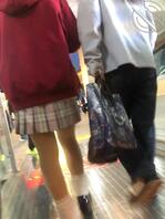 今晚受害者，五选一，发那个视频？欢迎投票0