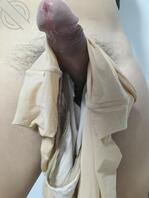 趁丈母娘不在家，玩玩丈母娘的性感小内裤，和肉丝，然后再撸一发1