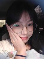 天南地北眼镜最美，天上地下眼镜最骚，眼镜小骚货，求哥哥们来三洞齐开1