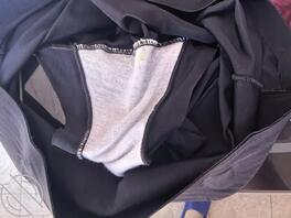 常年住在大嫂家的小叔子偷拍母猪大嫂费喜静的原味内衣内裤系列