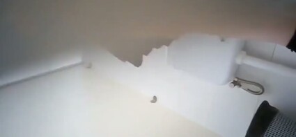 （已成年）小姐姐嘘嘘，站着擦逼