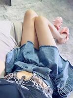 三号妹妹，萝莉型，见过真人绝对漂亮，这么多女孩我最推荐的一个，看的人多发2