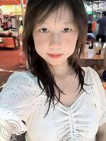 打胶亲姐姐的内衣和内裤