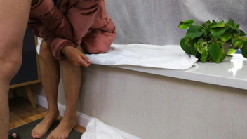 [原创]大冷天也挡不住老婆约炮的决心，穿着羽绒服又出去找单男了