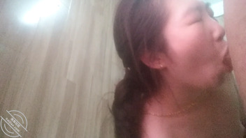 骚货平胸妹，王婷婷与小男友做爱操逼自拍0