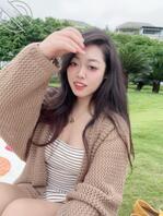 绵阳某体彩店少妇，低胸装看着过瘾0