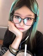 一起工作的前台被厕拍，绝对真实，大学生1752