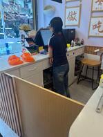 甜品店小美女1