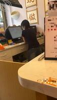 甜品店小美女2