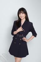 请大家尽情辱骂燕玲吧1