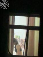 偷拍对楼小骚逼换衣服0