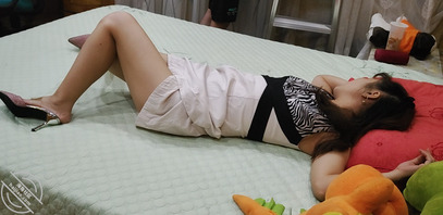 【原创】喝了酒的老婆醉醺醺的被我操到叫爸爸，还舔我屁眼0