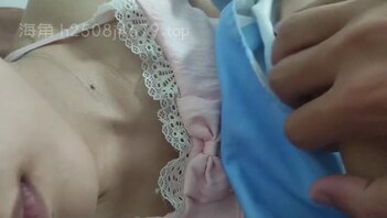 良家00后女友，3洞已开发2洞，求问怎么开发后花园？