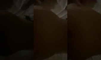 后入女友真的很舒服