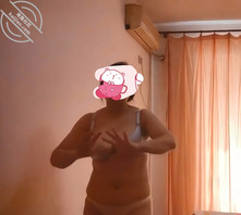 真实想乱母日记2（和老妈同居的日子故意趁老妈换衣服多次进她房间）2