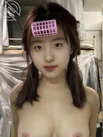 女生宿舍偷拍投稿，喜欢我还是喜欢我室友？1