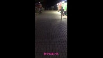 极品少妇老公刚出去跟朋友吃饭就叫我到她家