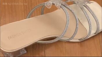 【公务员原创9】我被坦克压过，你压过吗？远赴河南操刚离婚骚猪人妻刮毛逼