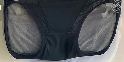 成功送给妈妈丝袜，带着妈妈去拍照回家后内裤都湿了0