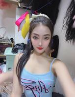 琪琪上班的时候 打扮的怎么样啊 主人们喜欢吗？1