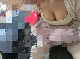 双生姐弟——1.爱上了双胞胎姐姐，一发不可收拾0